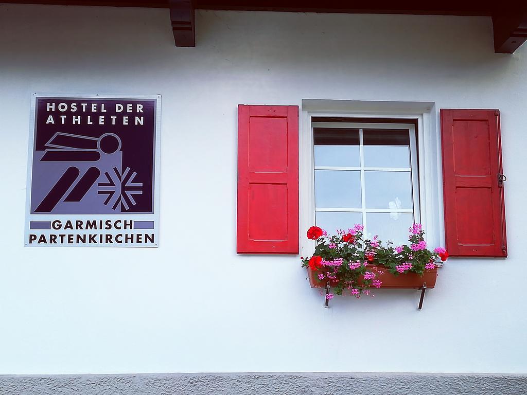 Hostel der Athleten Garmisch-Partenkirchen Exterior foto